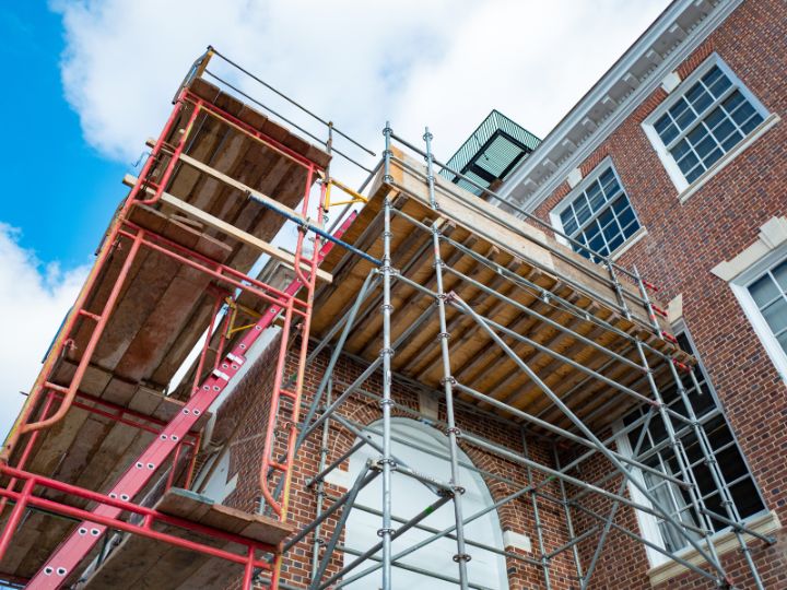 rent scaffolding Chessington